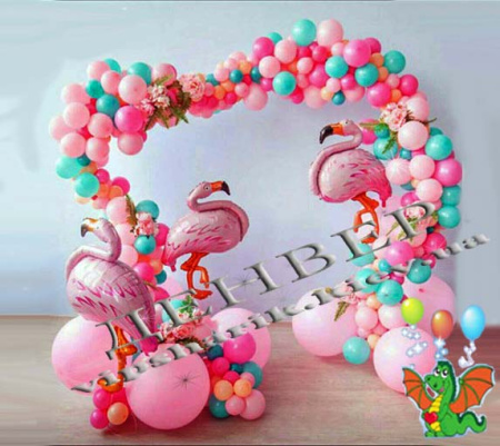 Розовые фламинго разнокалиберная арка
